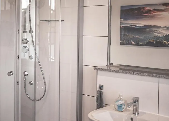 Haus Fuer 22 Personen Mit Aussensauna Und Hottub By Interhome Feriehus