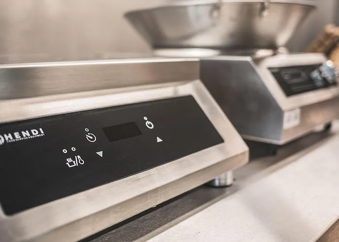 Haus Fuer 22 Personen Mit Aussensauna Und Hottub By Interhome Dahlem (Euskirchen)